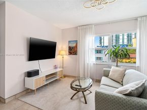 1824 Monroe St 10, Hollywood FL 33020