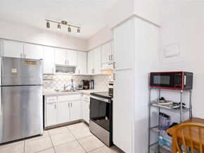 1824 Monroe St 10, Hollywood FL 33020