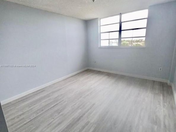 14170 SW 84th St 409F, Miami FL 33183