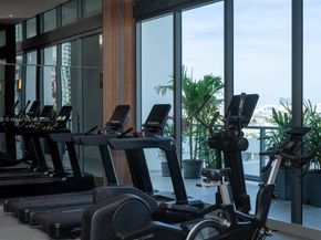 229 SW 9th St 404, Miami FL 33130