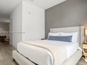 229 SW 9th St 404, Miami FL 33130