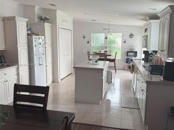 10550 W State Road 84 lot #383, Davie FL 33324