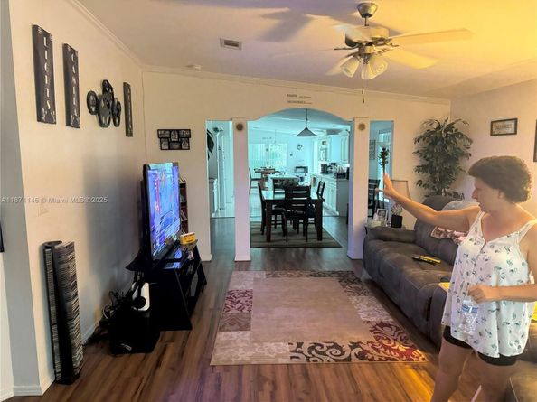 10550 W State Road 84 lot #383, Davie FL 33324