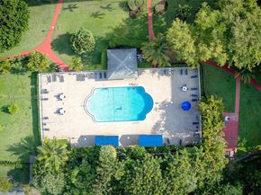 4350 Hillcrest Dr 118, Hollywood FL 33021