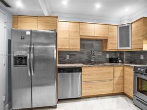4350 Hillcrest Dr 118, Hollywood FL 33021