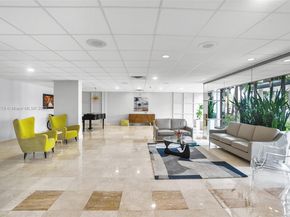 4350 Hillcrest Dr 118, Hollywood FL 33021