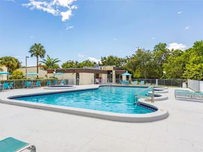 19440 NE 26th Ave 53B, Miami FL 33180