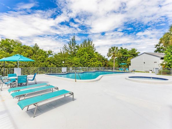 19440 NE 26th Ave 53B, Miami FL 33180