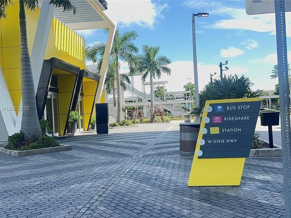 19440 NE 26th Ave 53B, Miami FL 33180