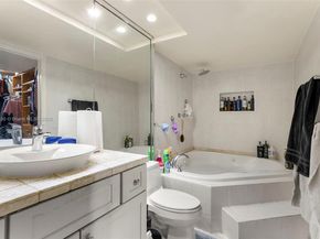 19440 NE 26th Ave 53B, Miami FL 33180