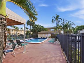 450 SE 7th St 242, Dania Beach FL 33004