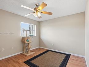 450 SE 7th St 242, Dania Beach FL 33004