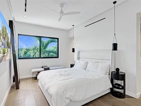 449 Poinciana Island Dr 1512, Sunny Isles Beach FL 33160