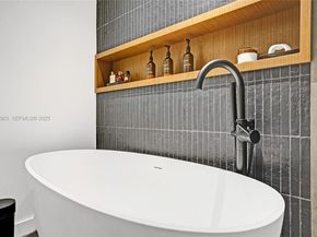 449 Poinciana Island Dr 1512, Sunny Isles Beach FL 33160