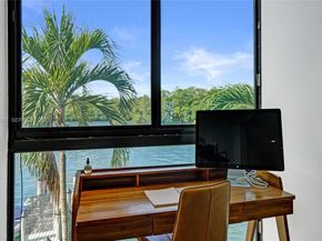 449 Poinciana Island Dr 1512, Sunny Isles Beach FL 33160