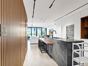 449 Poinciana Island Dr 1512, Sunny Isles Beach FL 33160