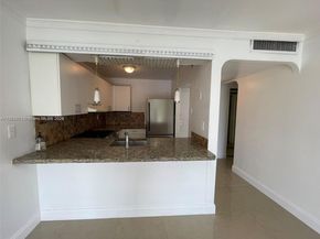 16465 NE 22nd Ave 417, North Miami Beach FL 33160