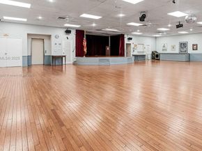 620 Briarwood Cir, Hollywood FL 33024