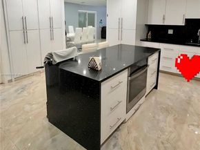 620 Briarwood Cir, Hollywood FL 33024