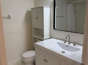 3395 NE 9th Dr 204, Homestead FL 33033