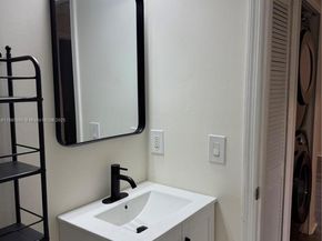 3395 NE 9th Dr 204, Homestead FL 33033