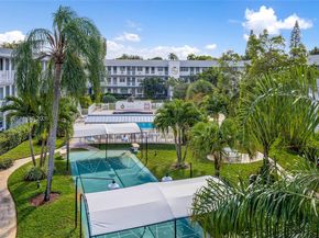 15600 NE 6th Ave 28D, Miami FL 33162