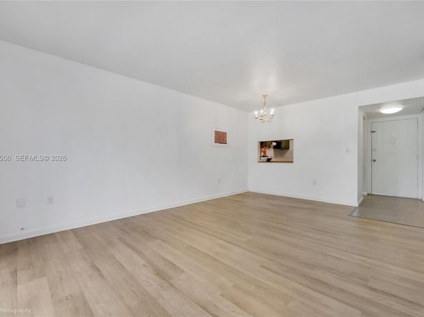 7403 SW 82nd St 210N, Miami FL 33143