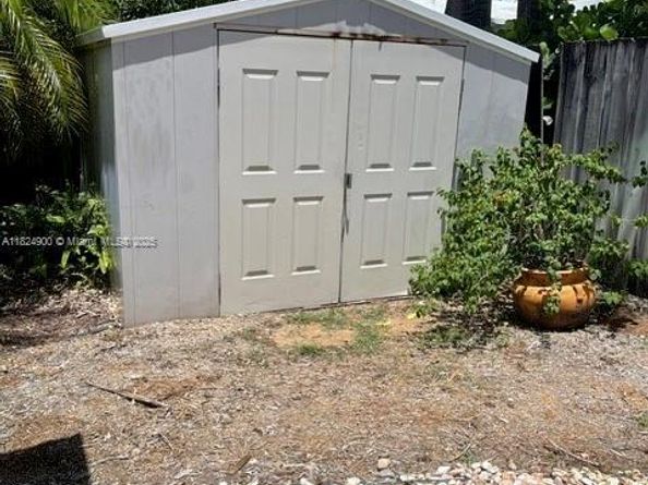 5433 NE 5th Ave, Oakland Park FL 33334