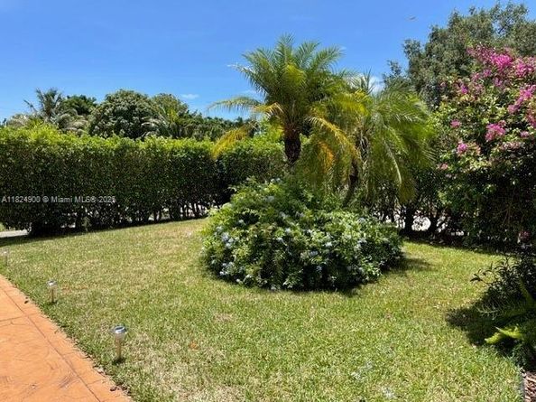 5433 NE 5th Ave, Oakland Park FL 33334
