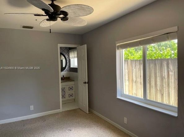 5433 NE 5th Ave, Oakland Park FL 33334
