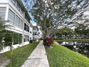 5102 NW 36th St 611, Lauderdale Lakes FL 33319