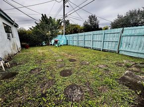 1335 NE 176th St, North Miami Beach FL 33162