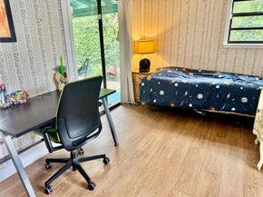 1335 NE 176th St, North Miami Beach FL 33162