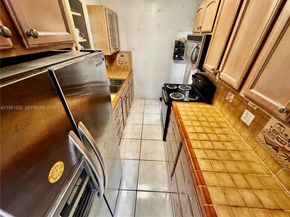 1335 NE 176th St, North Miami Beach FL 33162