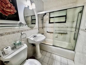 1335 NE 176th St, North Miami Beach FL 33162