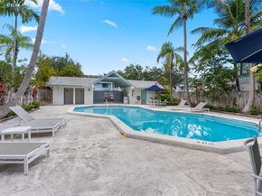 7850 SW 86th St 13, Miami FL 33143