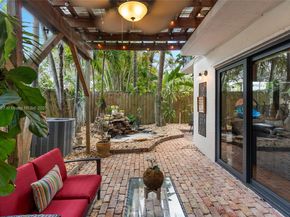 7850 SW 86th St 13, Miami FL 33143