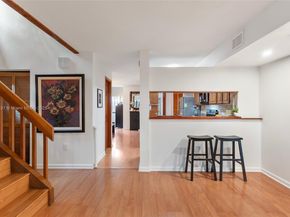 7850 SW 86th St 13, Miami FL 33143