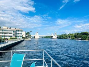 150 E Horizons  E 310, Boynton Beach FL 33435