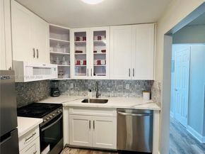 150 E Horizons  E 310, Boynton Beach FL 33435