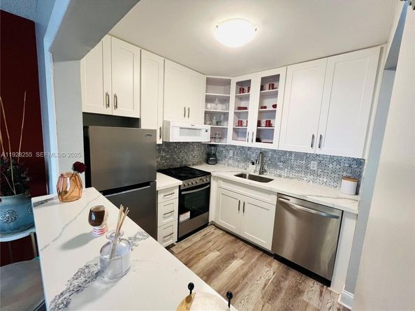 150 E Horizons  E 310, Boynton Beach FL 33435