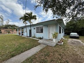 1090 NW 112th St, Miami FL 33168