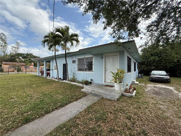 1090 NW 112th St, Miami FL 33168