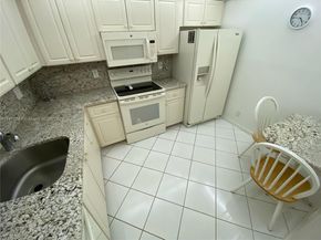 1902 Bermuda Cir G3, Coconut Creek FL 33066