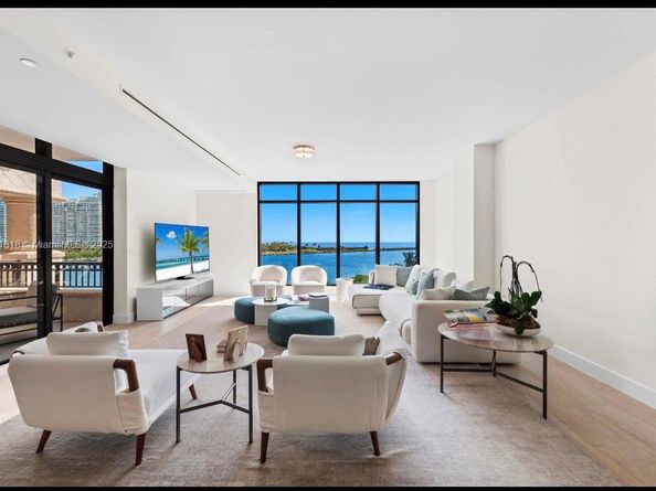7055 Fisher Island Dr 7055, Miami Beach FL 33109