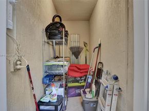 3217 SE 4th St, Homestead FL 33033