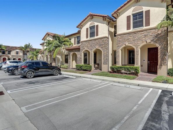 3217 SE 4th St, Homestead FL 33033