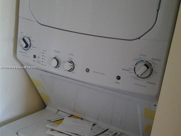 3217 SE 4th St, Homestead FL 33033