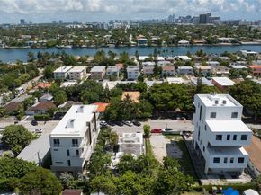 808 84th St, Miami Beach FL 33141