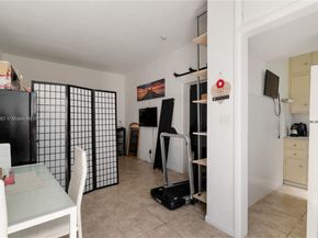 808 84th St, Miami Beach FL 33141